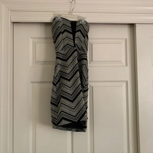 Windsor Aztec Striped Party Dress (Small) - Picture 1 of 4